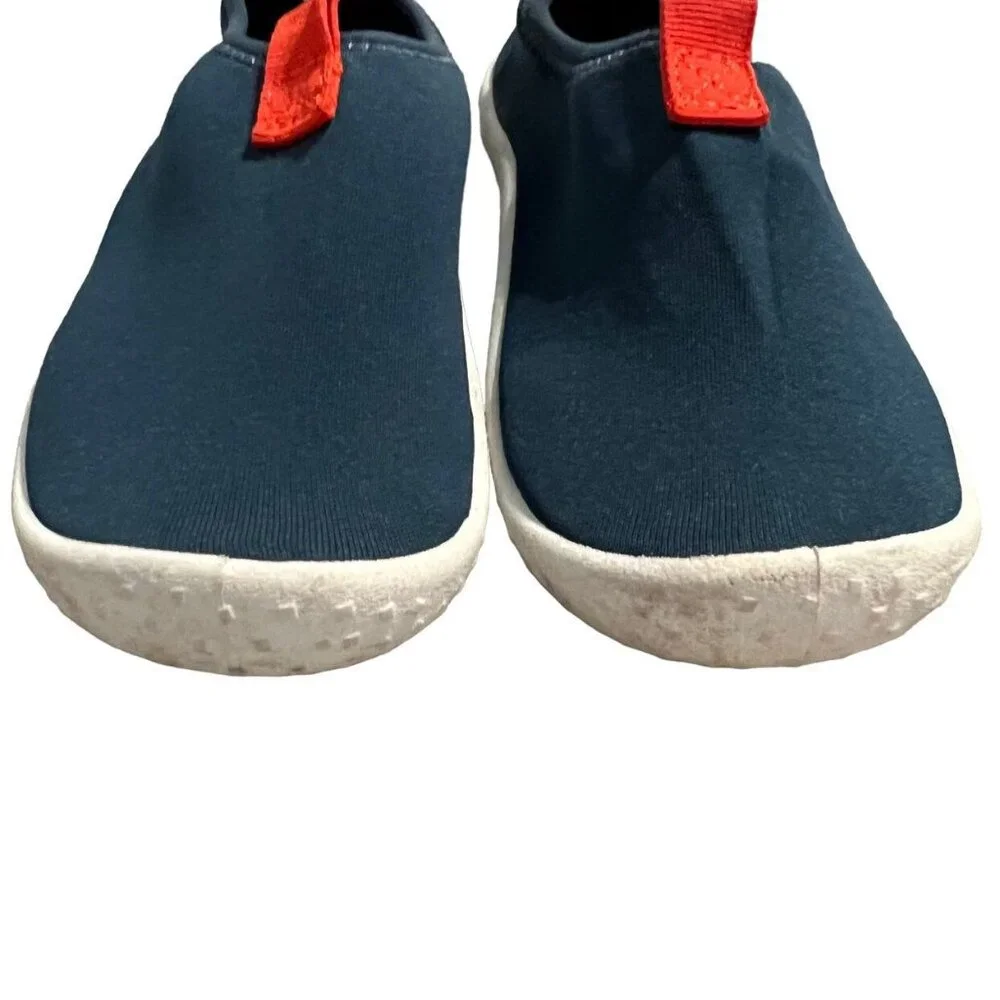 Cat & Jack Sz 8 Navy Blue Water Shoes
